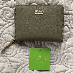 Kate Spade olive Cameron street small wallet